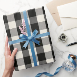 Modern Minimal Black White Gingham Plaid Pattern Geschenkpapier