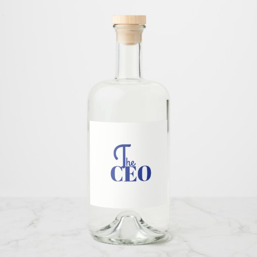 Modern Minimal Der CEO Blau Alkoholflaschenetikett (Vorderseite)