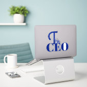 Modern Minimal Der CEO Blau Aufkleber (Laptop auf Schreibtisch)