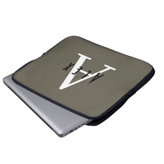 Modern Minimal grün + Name Monogram Laptopschutzhülle (Vorne Knopf)