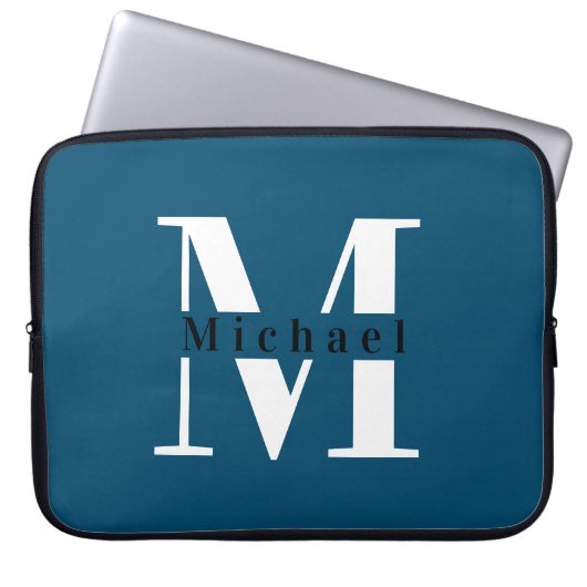 Modern Minimal Initial + Name Blue Monogram Laptopschutzhülle (Vorderseite)