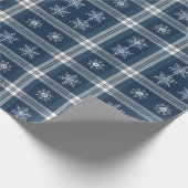 Modern Minimal Navy Snow Plaid Christmas Wrapping Geschenkpapier (Ecke)
