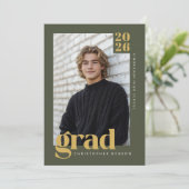 Modern Minimal Olive Green Gold Photo Graduation Einladung (Stehend Vorderseite)