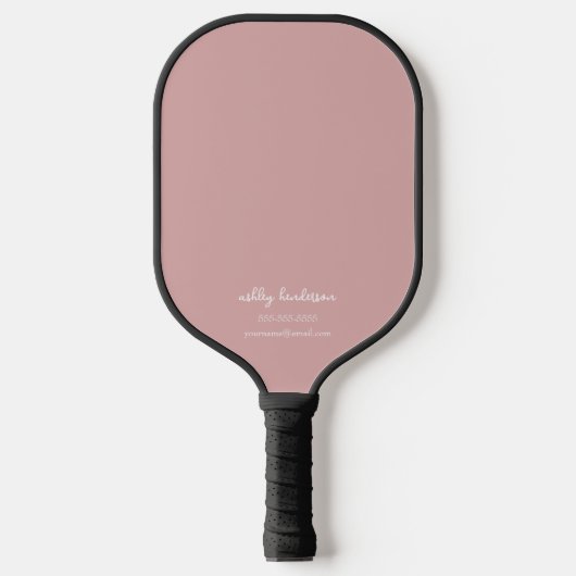 Modern Minimal rosa Monogramm Name + Kontaktinform Pickleball Schläger (Vorderseite)