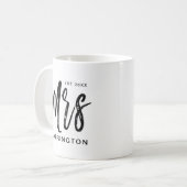 Modern & Minimal Typografie Mrs. Wifey Kaffeetasse (Vorderseite Links)