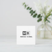 Modern Minimal Typography White Paper Square Quadratische Visitenkarte (Stehend Vorderseite)
