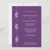 Modern Minimal White Floral Dark Purple Wedding Ankündigung (Vorderseite)