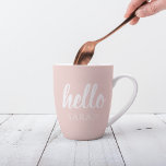 Modern minimale Pastel Pink Hallo und Sie nennen Milchtasse<br><div class="desc">Modern minimale Pastel Pink Hallo und Sie nennen</div>