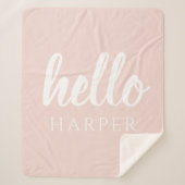 Modern minimale Pastel Pink Hallo und Sie nennen Sherpadecke (Vorderseite)