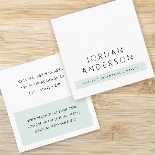 Modern minimaler, blassrosa, blaugrüner Farbblock Quadratische Visitenkarte