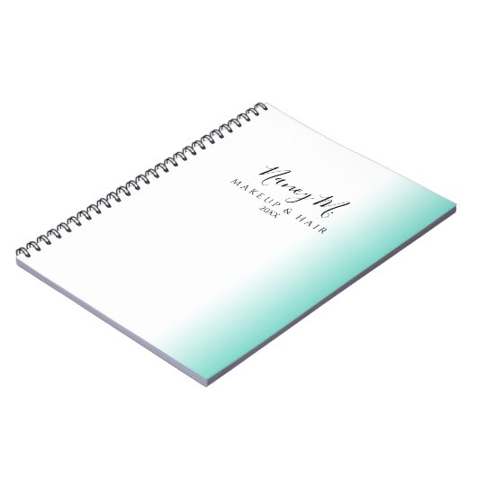 Modern minimaler Gradientenminze, weißes Make-up & Notizblock (Linke Seite)