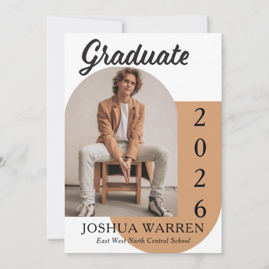 Modern Minimalist Arch Photo Graduation 2026 Ankündigung (Vorderseite)