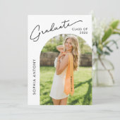Modern Minimalist Arch Photo Graduation Party Einladung (Stehend Vorderseite)