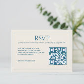 Modern minimalist beige blue QR code wedding  RSVP Karte (Stehend Vorderseite)
