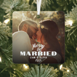 Modern Minimalist Bold Merry and Married Photo Ornament Aus Metall