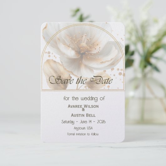 Modern Minimalist Gold and White Wedding Save The Date (Stehend Vorderseite)
