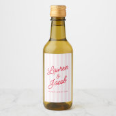 Modern Minimalist Red Pink Stripes Wedding Mini Weinetikett (Vorderseite)