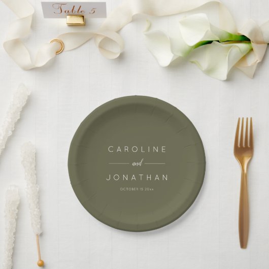 Modern Minimalist Script Custom Wedding Olive Moss Pappteller (Hochzeit)