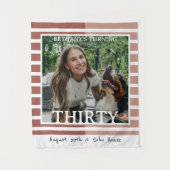 Modern Minimalist Striped 30th Birthday Photo Wandteppich (Vorderseite)