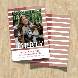 Modern Minimalist Striped Thirtieth Birthday Photo Einladung