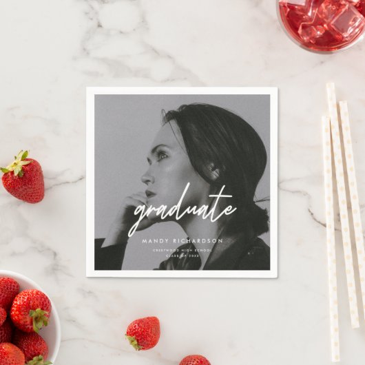 Modern Minimalistic Script Photo Graduation Party Serviette (Beispiel)