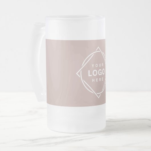 Modern, Minimalistisch, elegant und individuell an Mattglas Bierglas (Vorderseite Links)