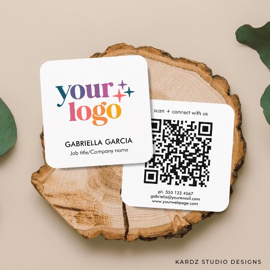 Modern Minimalistischer Logo QR-Code Basic Quadratische Visitenkarte