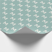 Modern Minimalistisches Weihnachtsblauer Monogramm Geschenkpapier (Ecke)