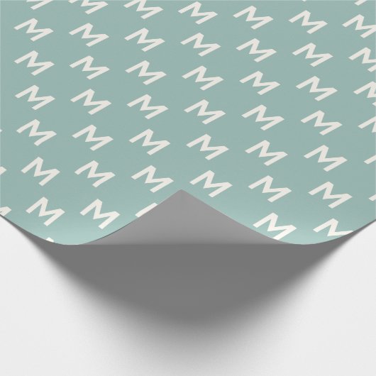 Modern Minimalistisches Weihnachtsblauer Monogramm Geschenkpapier (Ecke)