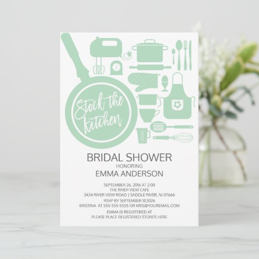 Modern Mint Kitchen Bridal Dusche Einladung (Stehend Vorderseite)