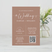 Modern Mocha Mousse Boho Arch QR Code Foto Einladung (Stehend Vorderseite)