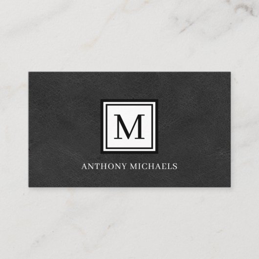 Modern monogram Black Leather Look Business Card Visitenkarte (Vorderseite)