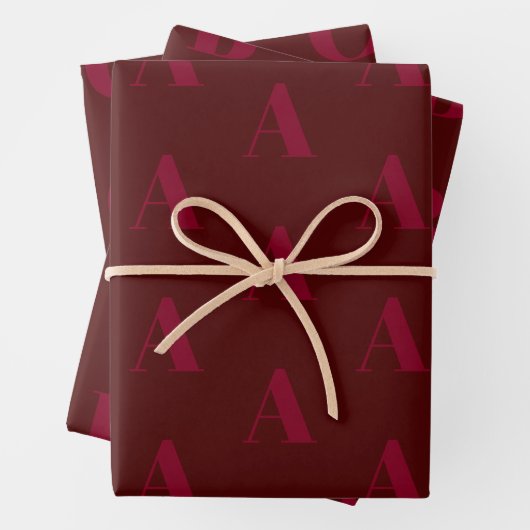 Modern monogram burgundy oxblood initial pattern geschenkpapier set (Beispiel)