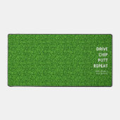 Modern Monogram Golfer Green Grass Funny Schreibtischunterlage (Vorderseite)