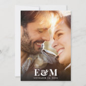 Modern Monogram Initial Foto Overlay Save The Date (Vorderseite)