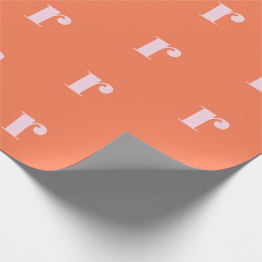 Modern Monogram Initial Letter Bright Orange Pink Geschenkpapier (Ecke)