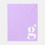 Modern Monogram Initial Letter Pastel Lavender Fleecedecke (Vorderseite)