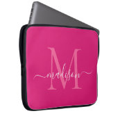 Modern Monogram Magenta Pink Girl Script Name Laptopschutzhülle (Vorne Rechts)
