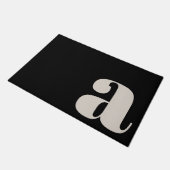 Modern Monogram Minimalistisch Bold Black Entryway Fußmatte (Schrägansicht)