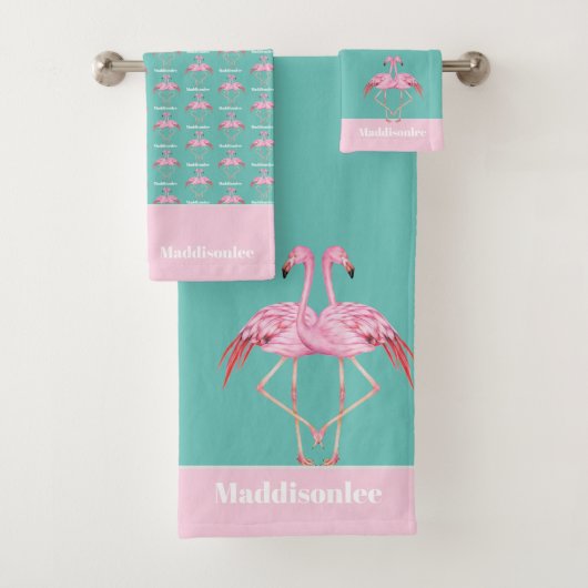 Modern Monogram Name Aquamarin Pink Flamingo Badhandtuch Set (Insitu)