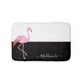 Modern Monogram Name Pink Flamingo Black Badematte (Vorderseite)