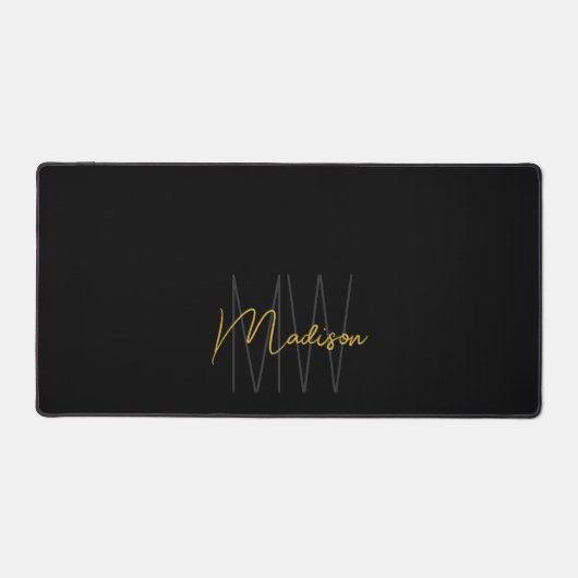Modern Monogram Name Script Black Gold Schreibtischunterlage (Vorderseite)