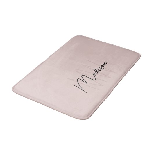 Modern Monogram Name Script Blank Pink Badematte (Schrägansicht)