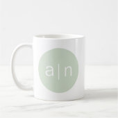 Modern Monogram Sage Green Kaffeetasse (Links)