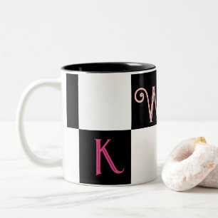 Modern Monogram Schwarz und Weiß Zweifarbige Tasse