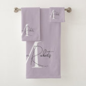 Modern monogram Script name logo lavender Badhandtuch Set (Insitu)