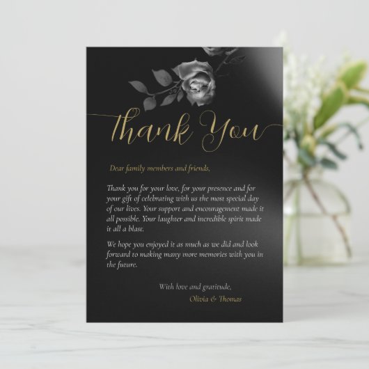 Modern Moody Black Dark Floral Wedding Vielen Dank Einladung (Stehend Vorderseite)