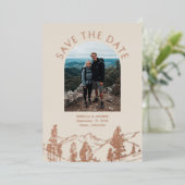 Modern Mountain Outdoors Wedding Save The Date Folieneinladung (Stehend vorne)