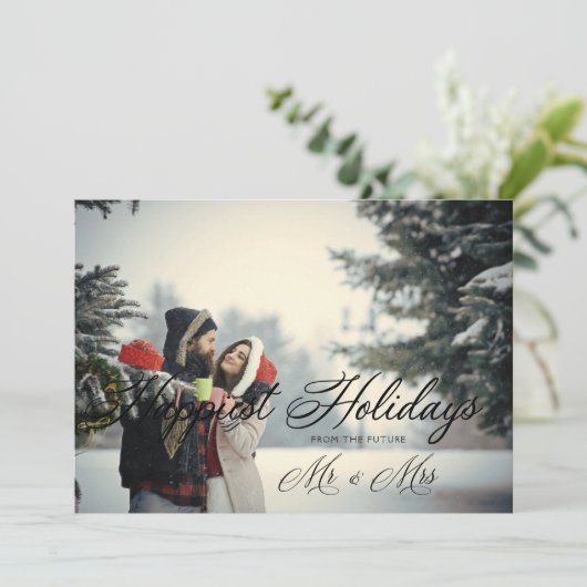 Modern Mr. & Mrs. Happiest Holidays Weihnachtskaff Save The Date (Stehend Vorderseite)