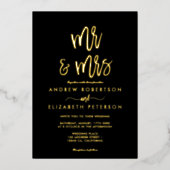 Modern Mr. Mrs. script einfache Hochzeit Gold Folieneinladung (Vorderseite)